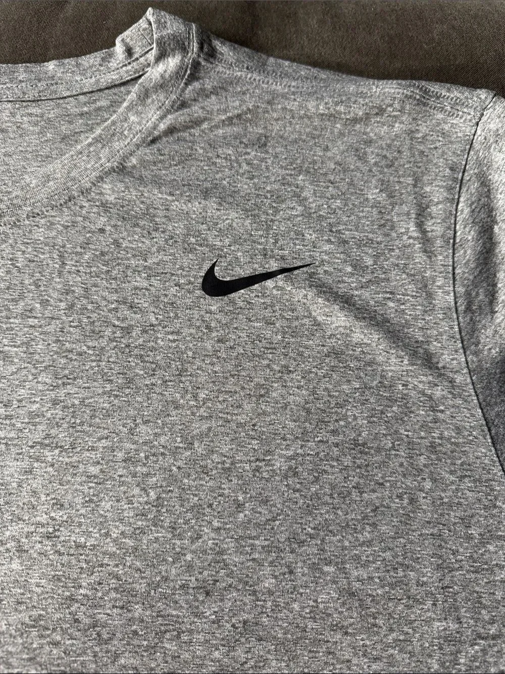 Nike Men's Short Sleeve Dri-FIT T-Shirt Heather Gray 727982-091 Size XL NWT